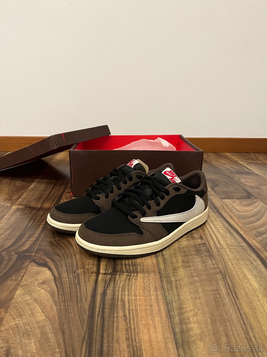 Jordan 1 Retro Low OG SP Travis Scott Mocha