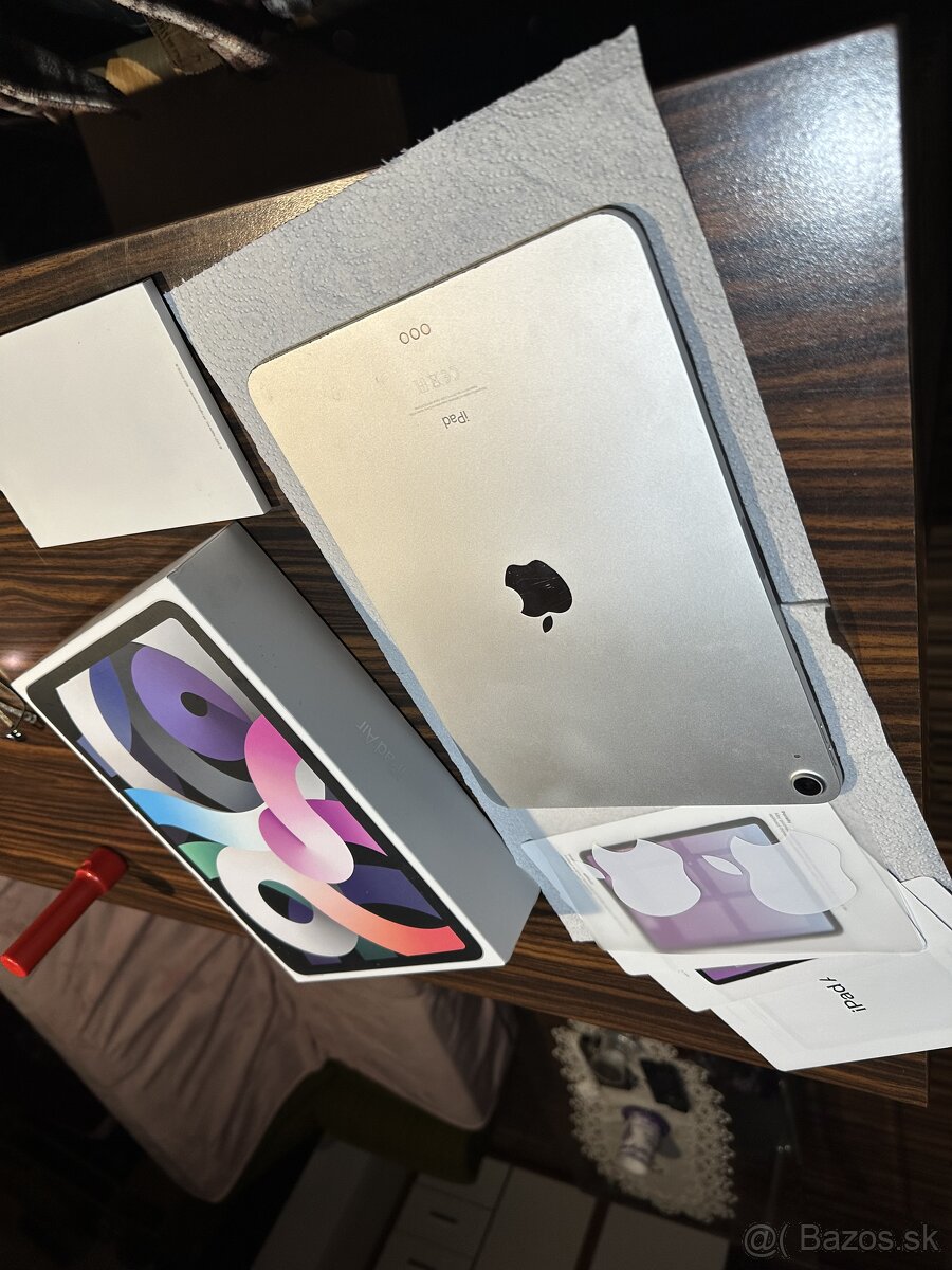 iPad air 4