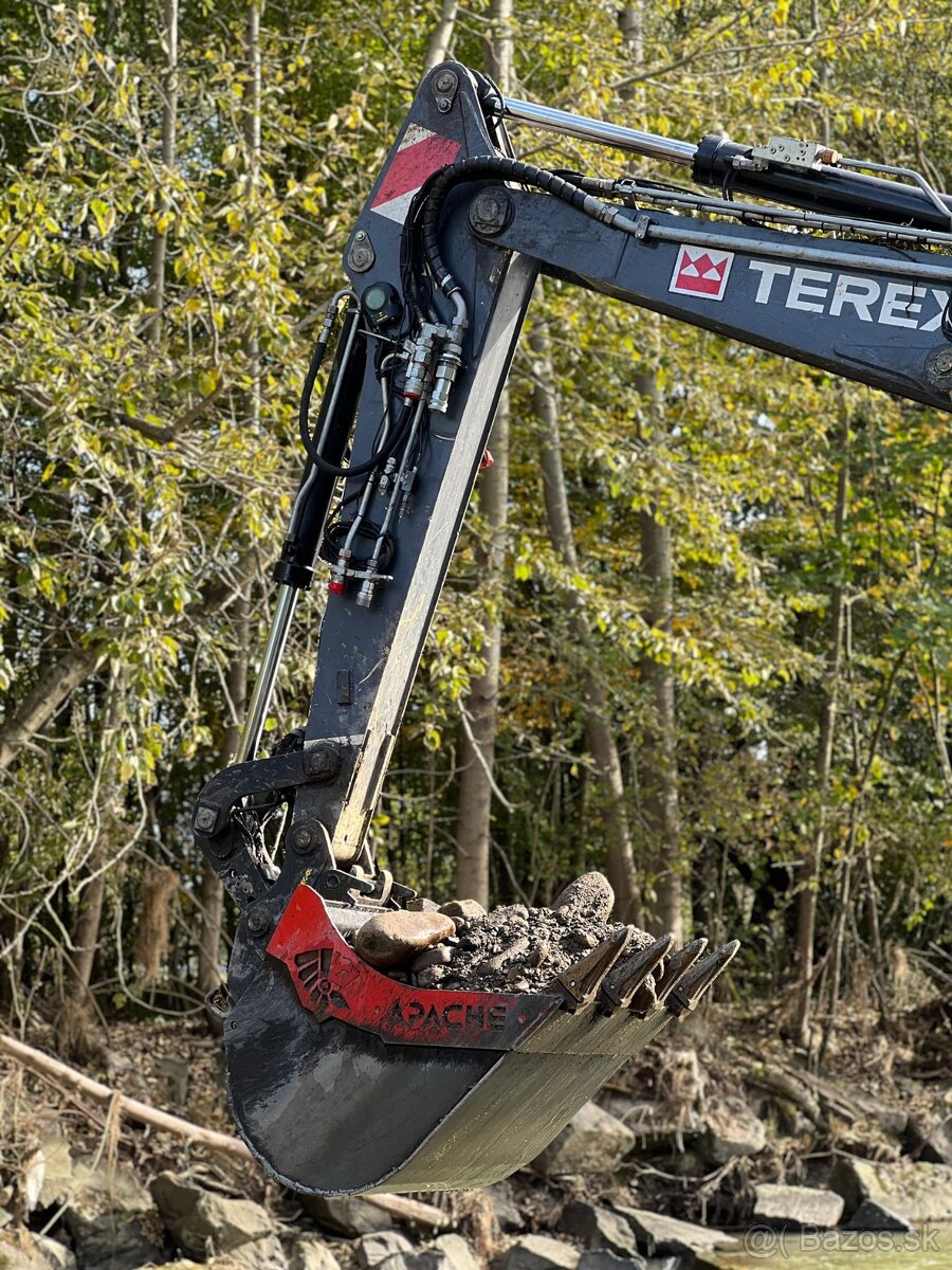 Zubová lopata na 15 tonový báger