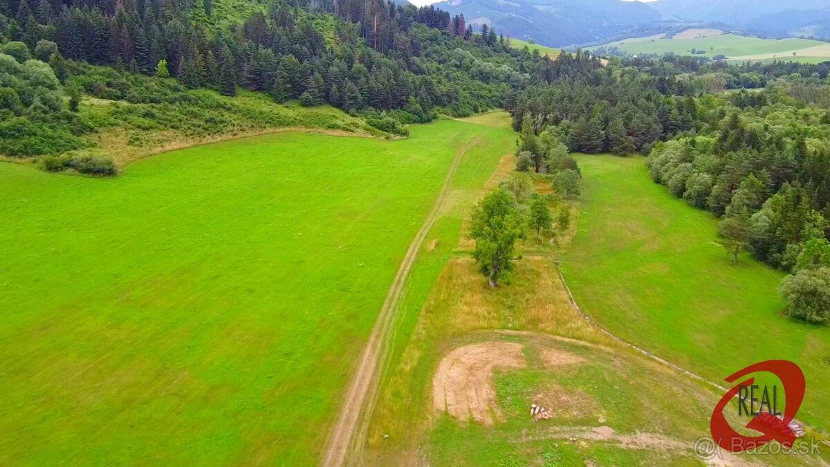 SLNEČNÉ POZEMKY NA LIPTOVE V OBKLOPENÍ KRÁSNEJ PRÍRODY