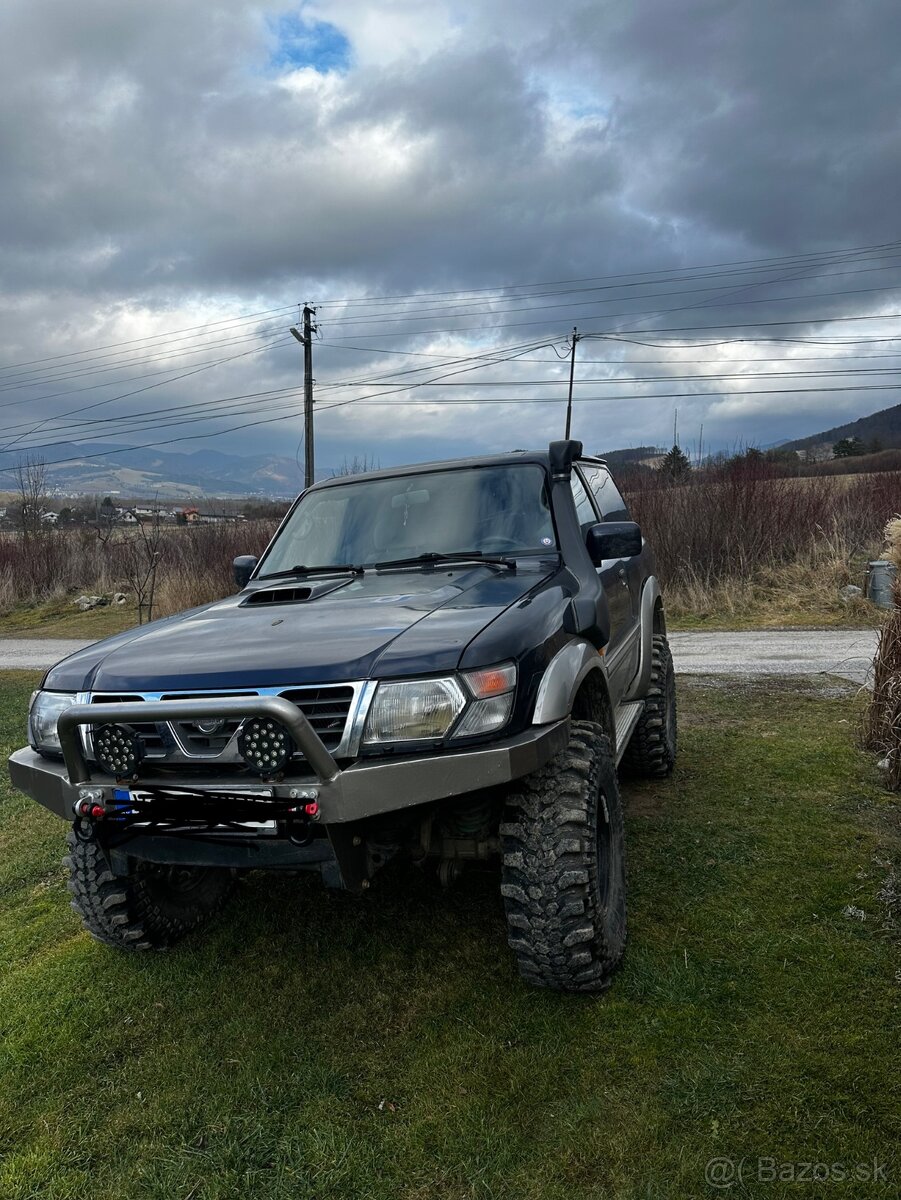 Nissan Patrol Y61 2.8