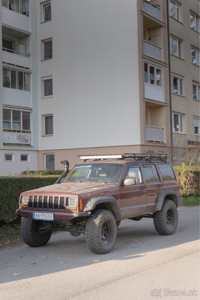 Jeep Cherokee XJ