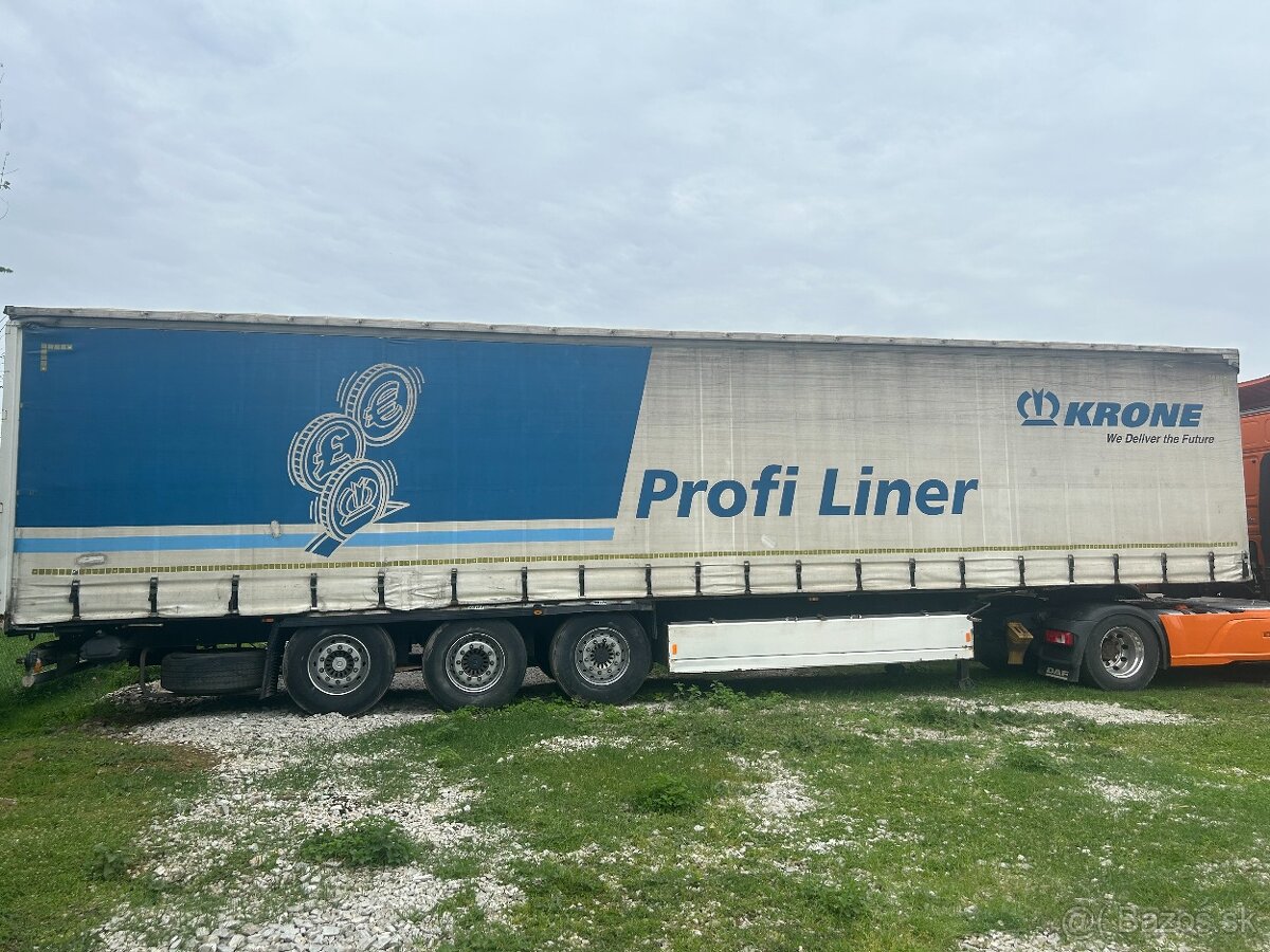 Krone Profi Liner náves