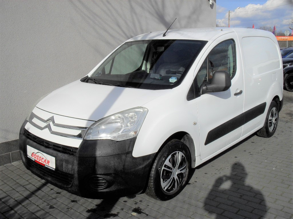 Citroën Berlingo 1,6 HDi Tažné PDC 139.000Kč