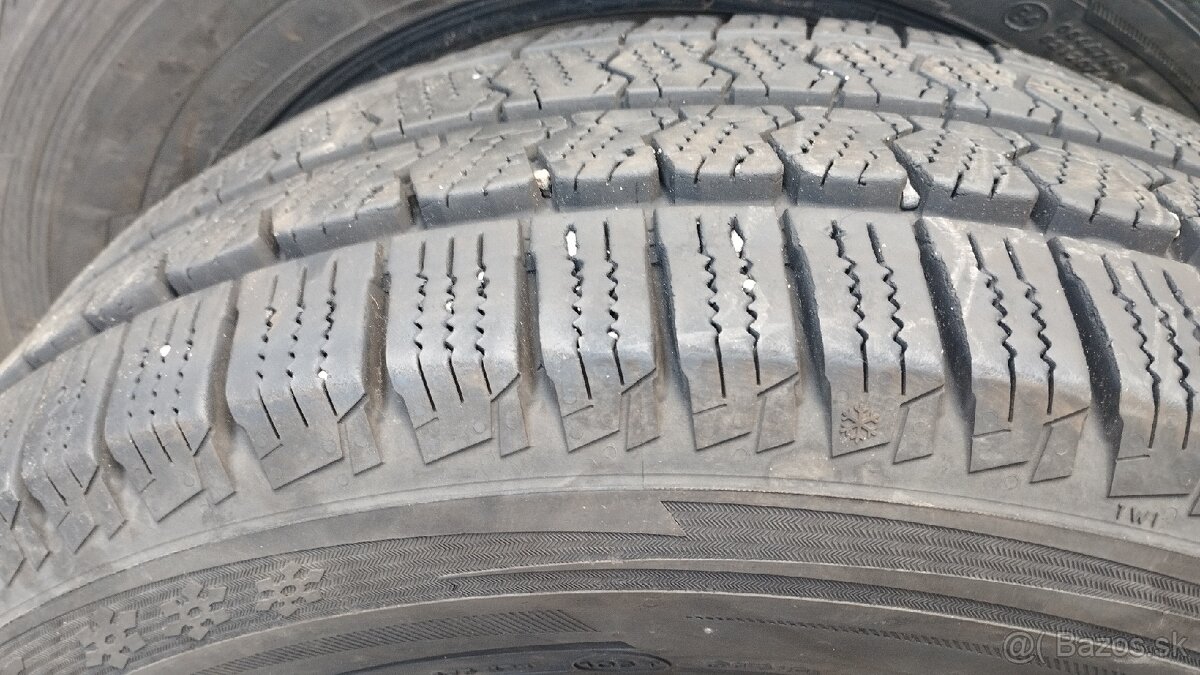 215/65 r16c zimné