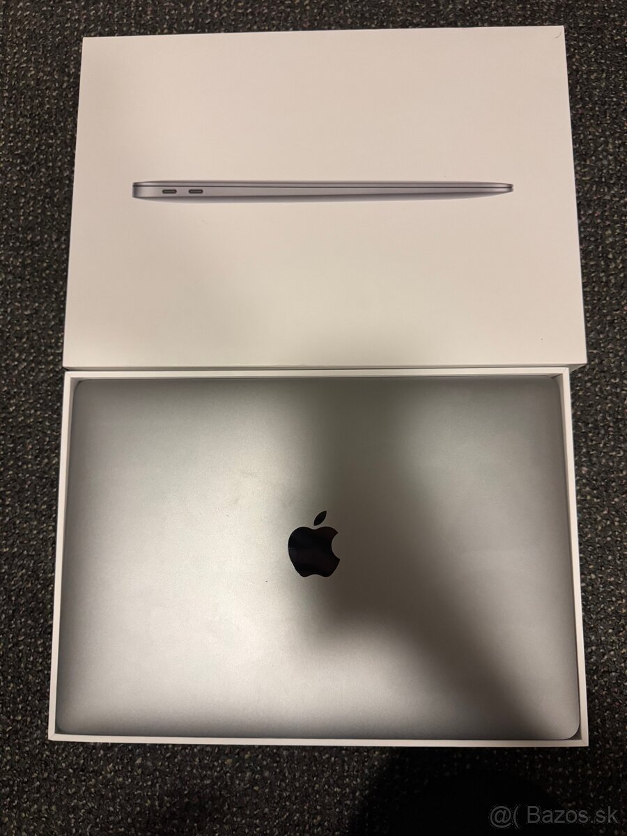 Macbook Air M1 13” 8GB RAM 256GB SSD