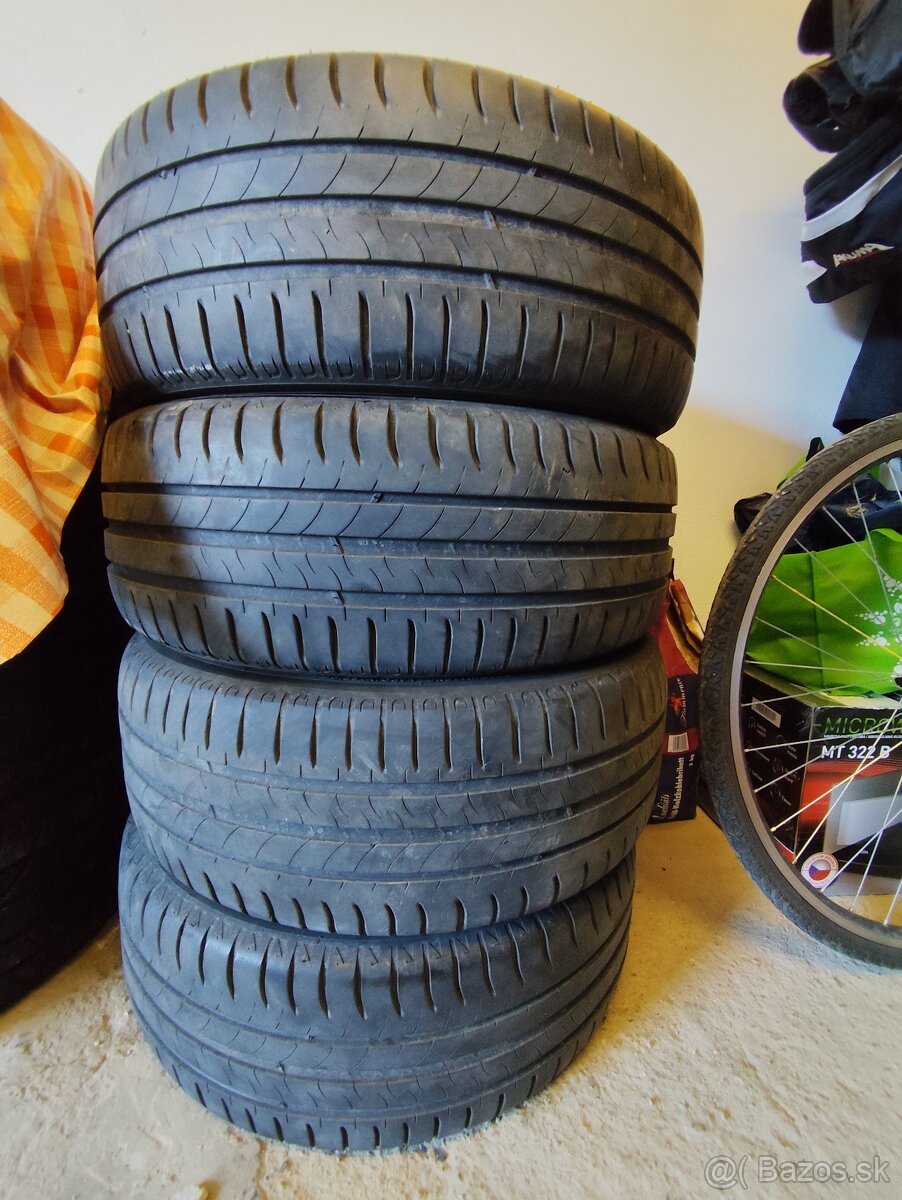 Predám 205/55 R16 letné