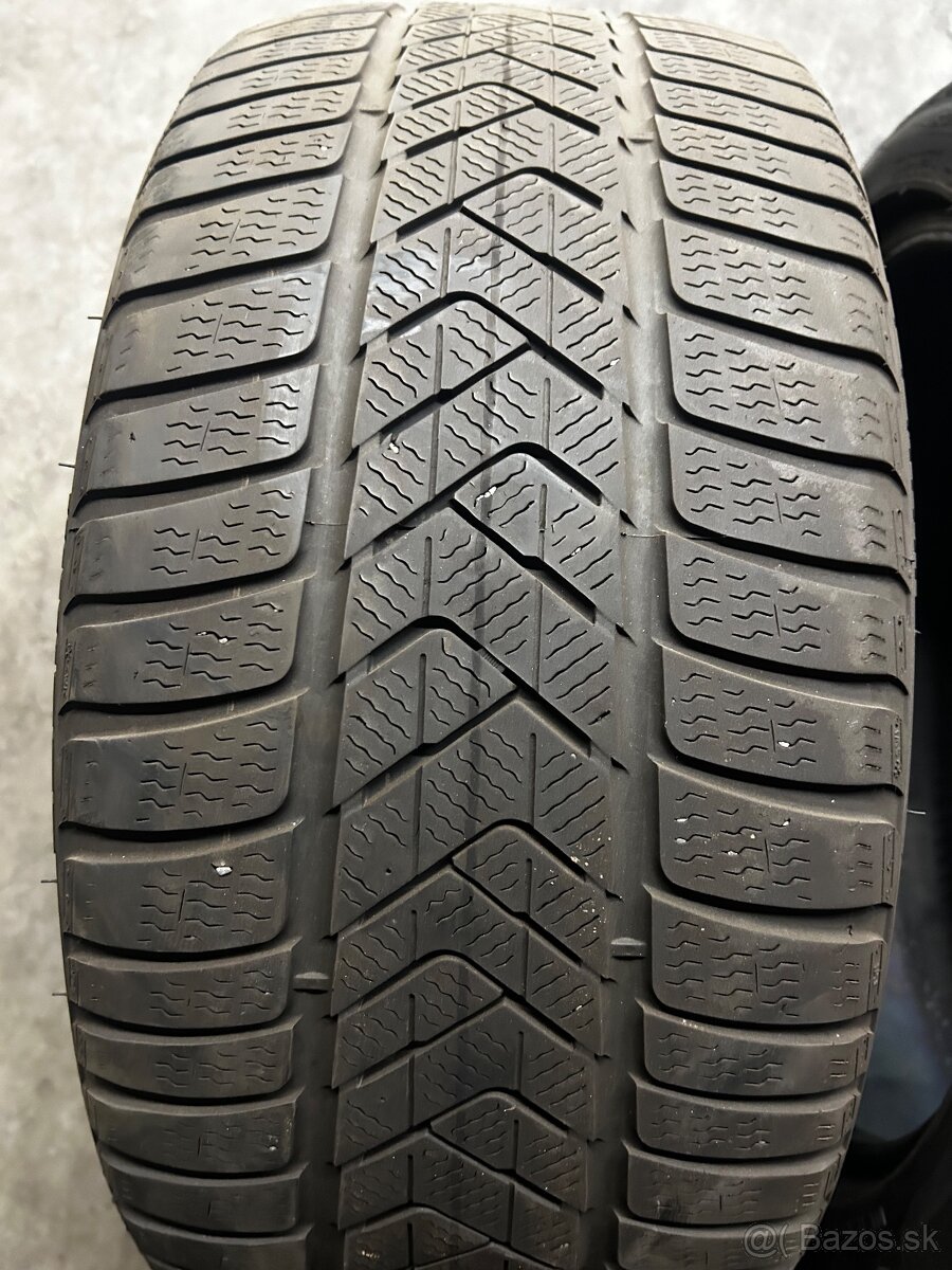 Pirelli Sottozero 275/35r19 runflat 2ks