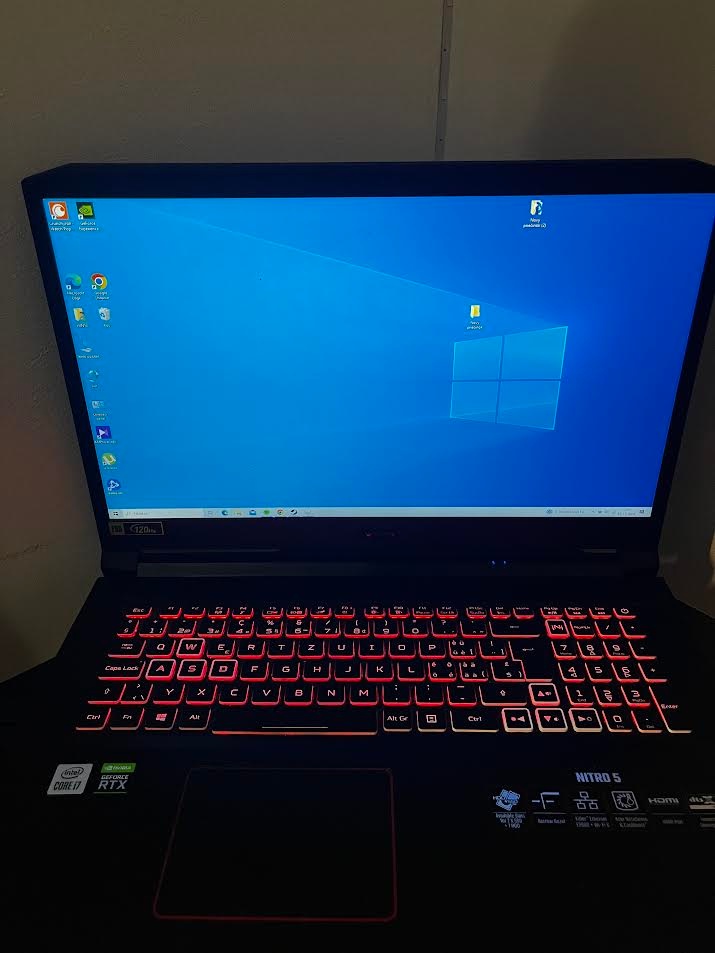 ACER Nitro 5 120 hz