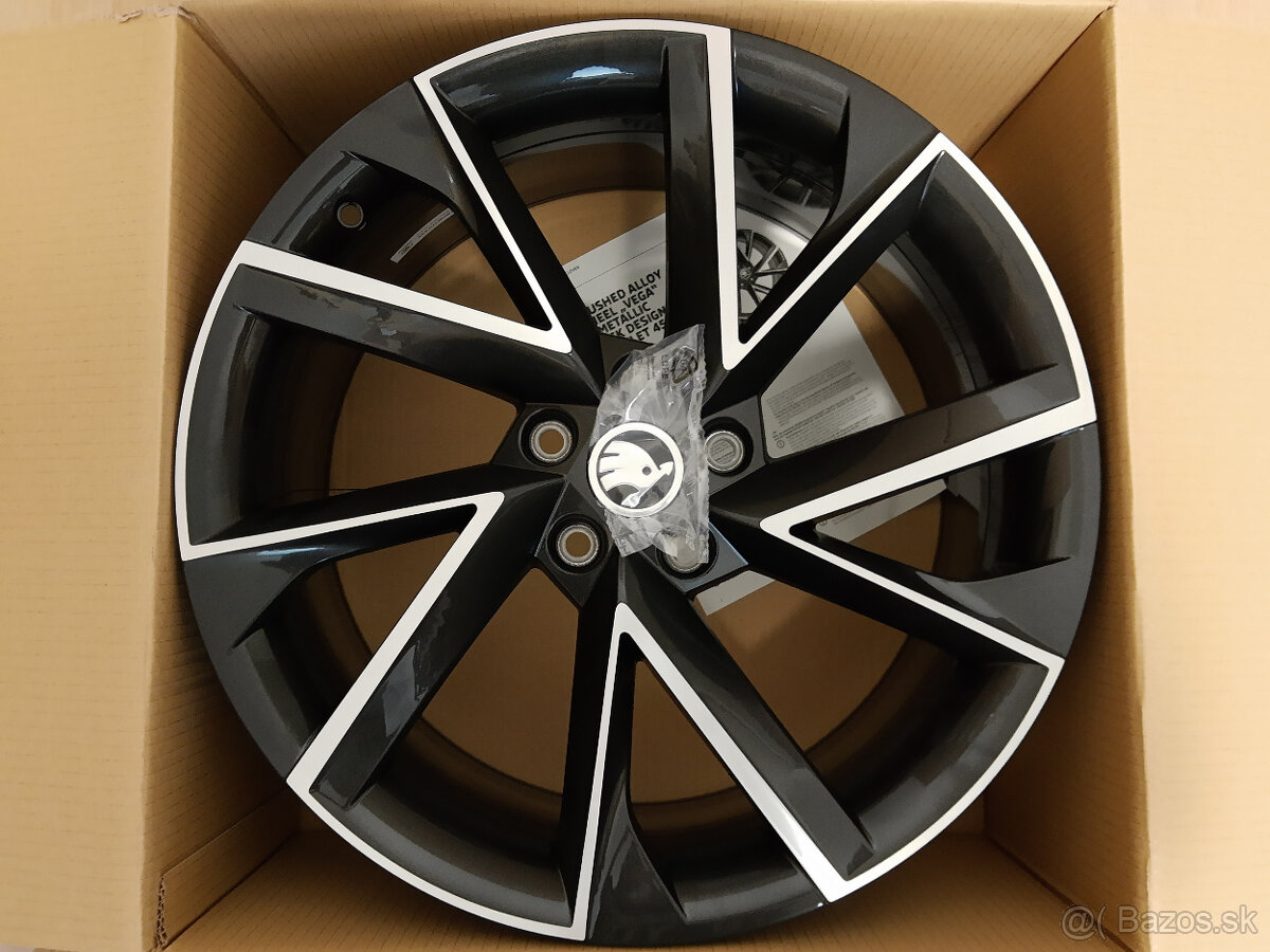 Vega Black 5x112 R19 8Jx19 ET45 Škoda Karoq NOVÉ