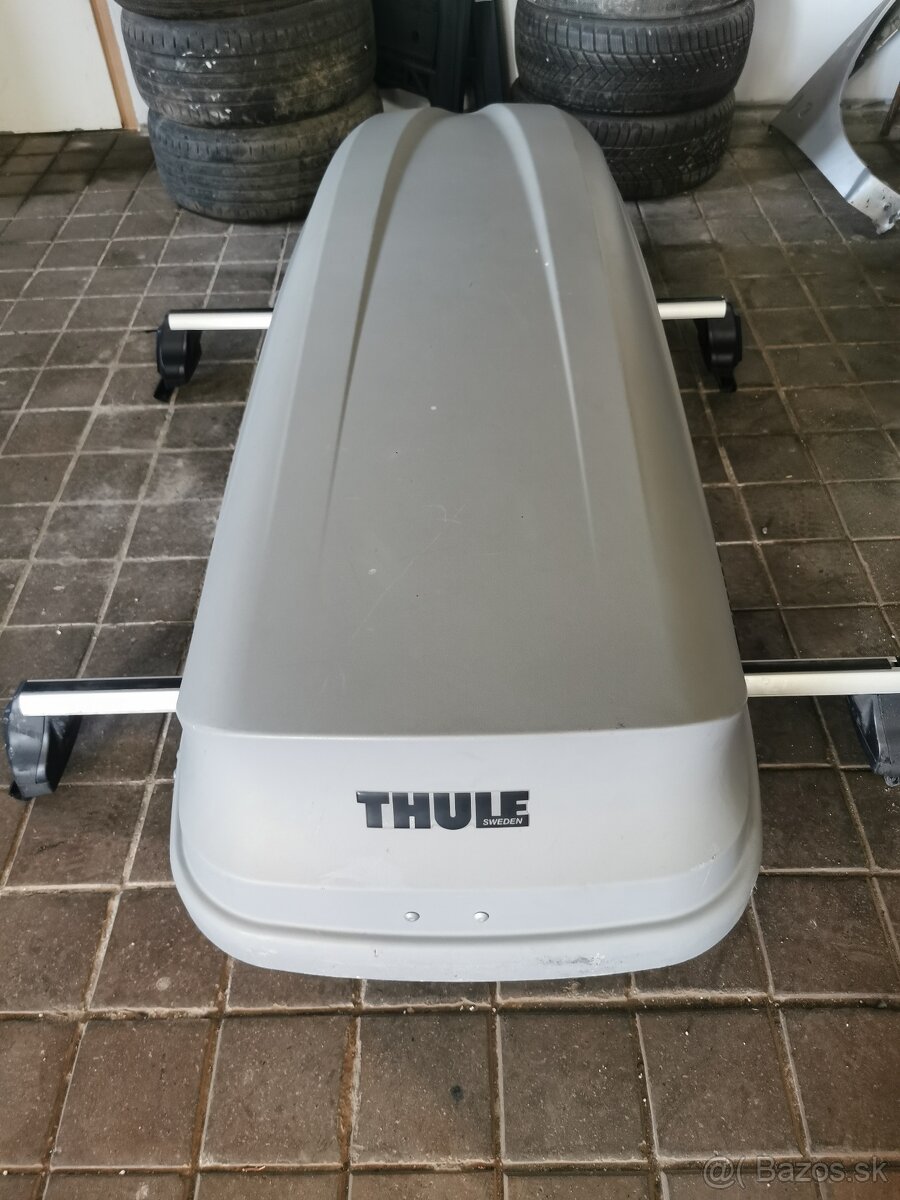 Thule box na Škoda Rapid