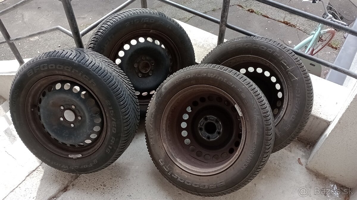 6 ročné pneumatiky BF Goodrich na diskoch 215/60 R16