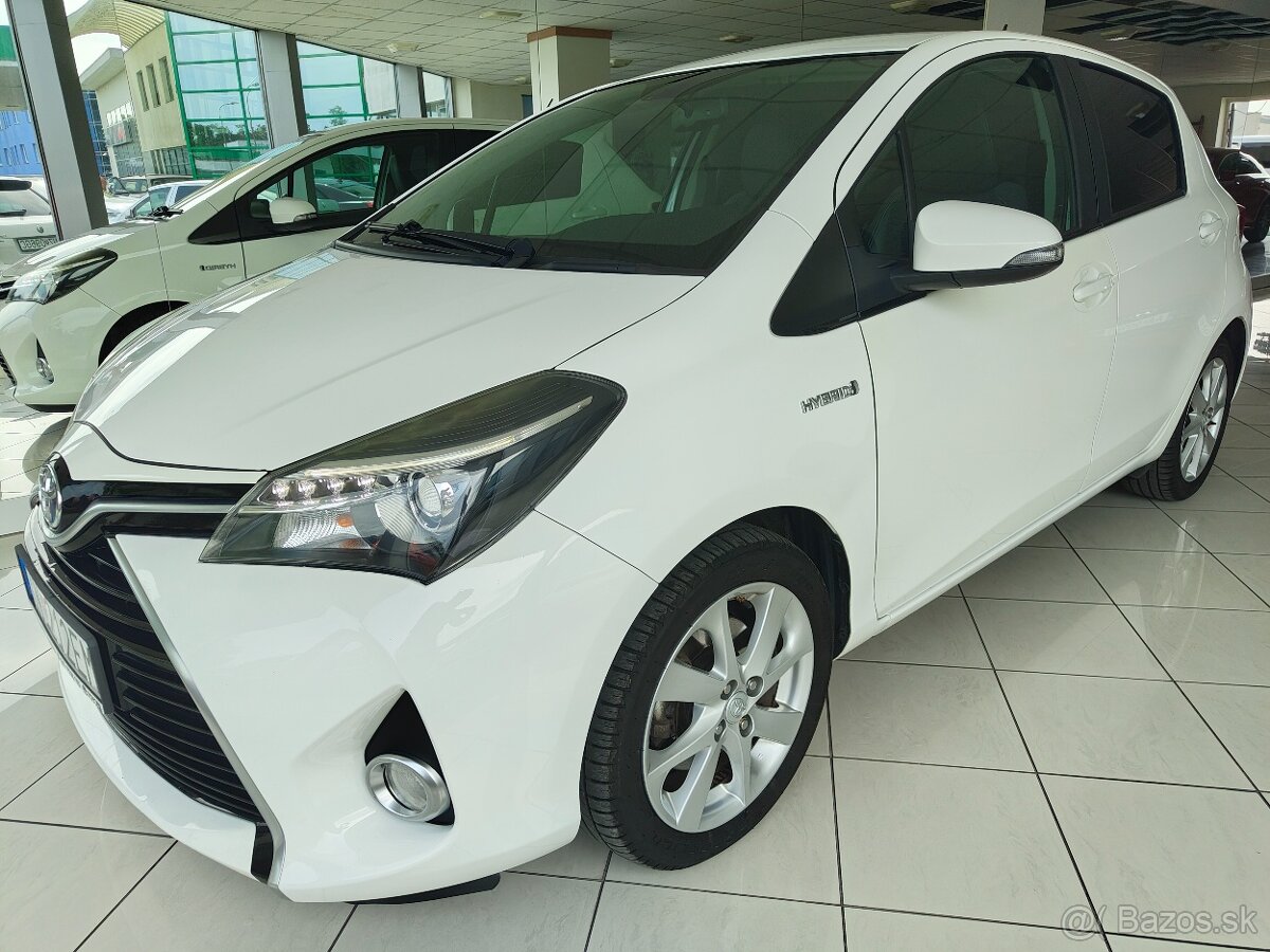 Toyota Yaris 1.5 HYBRID AUTOMAT kúpené na SK