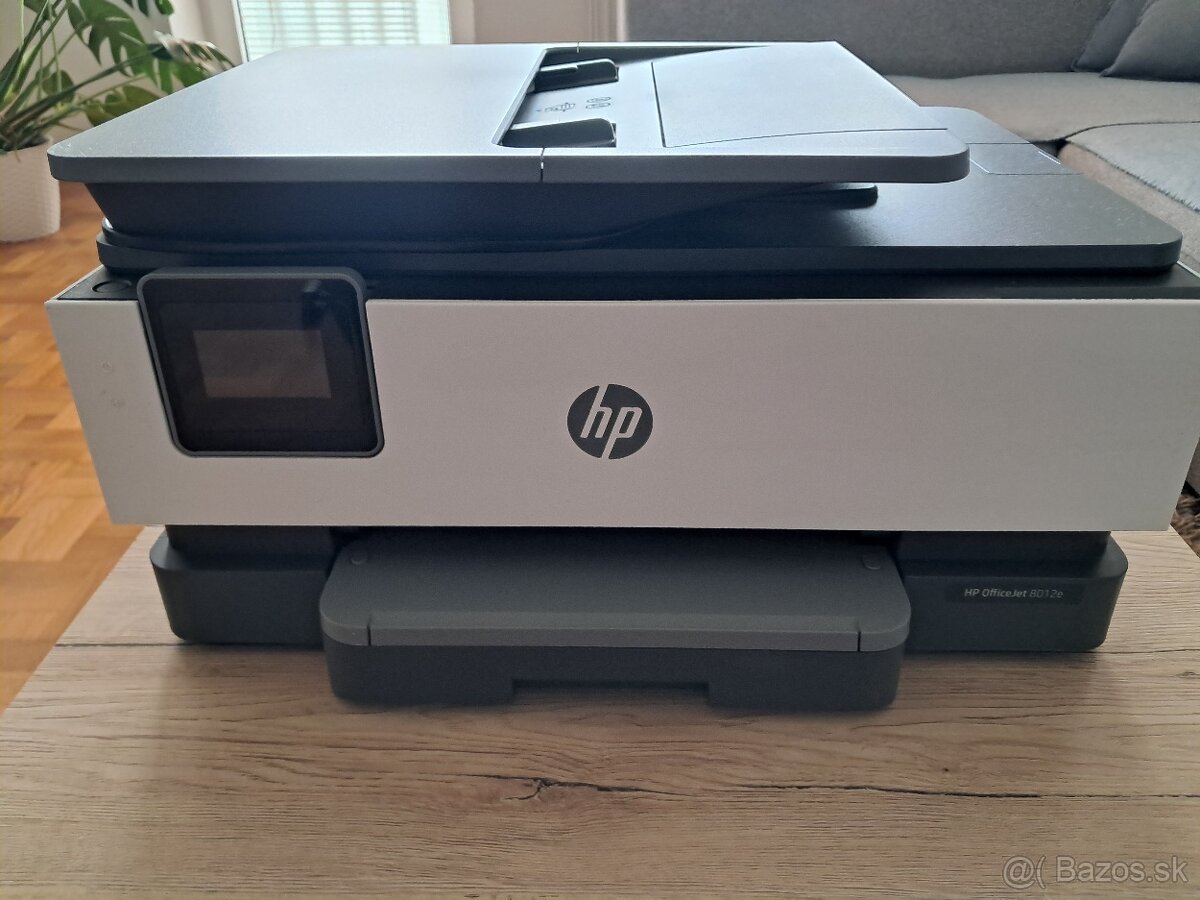 Tlaciaren HP Officejet 8012e