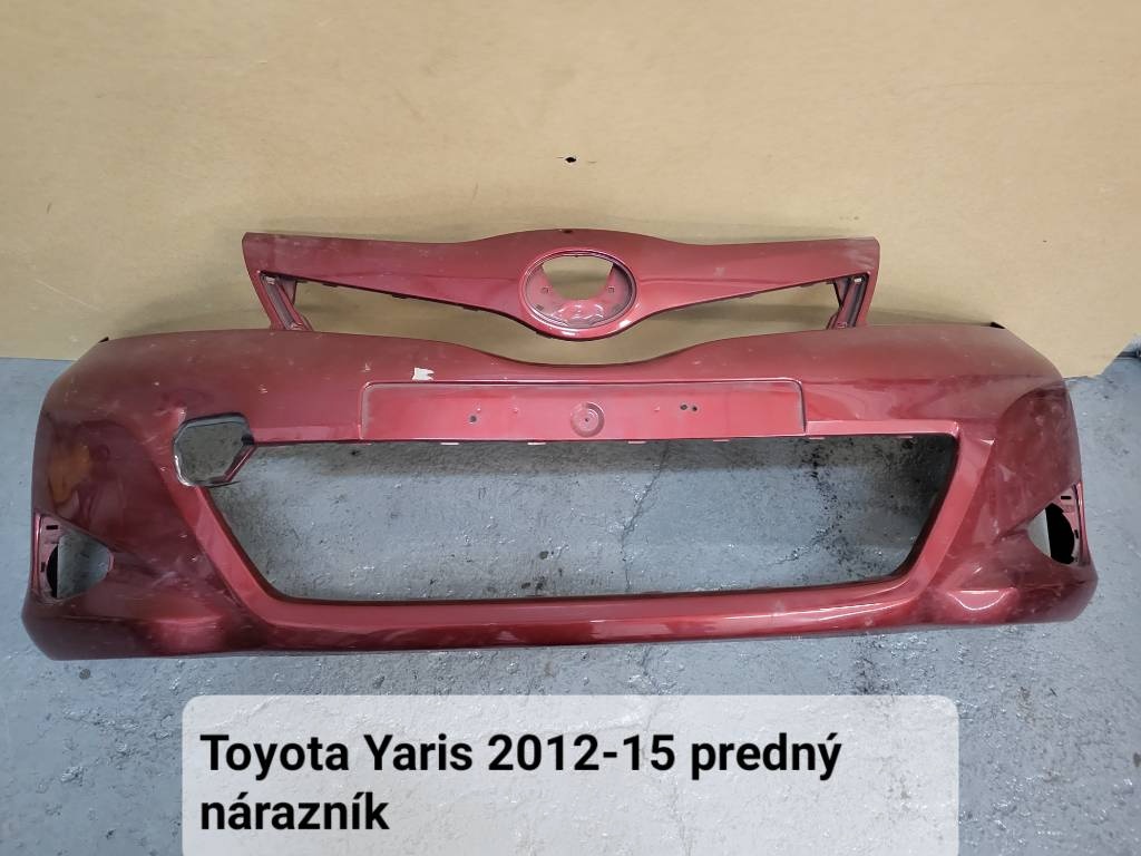 Toyota yaris predny naraznik