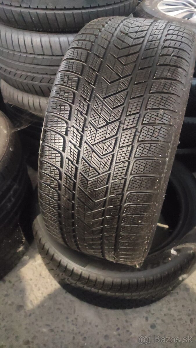 Pirelli 315/40r21 zimné