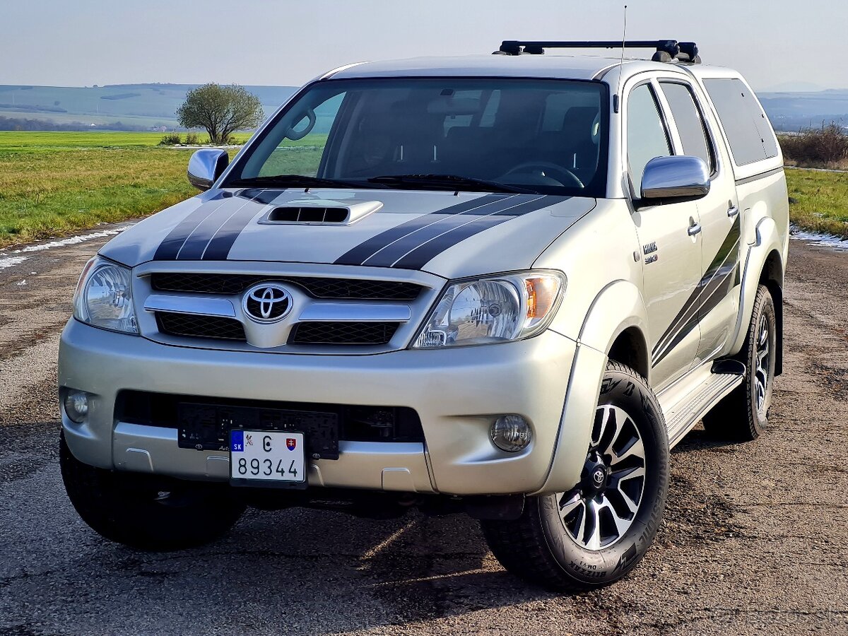 REZERVOVANÁ Toyota Hilux 3.0 D-4D