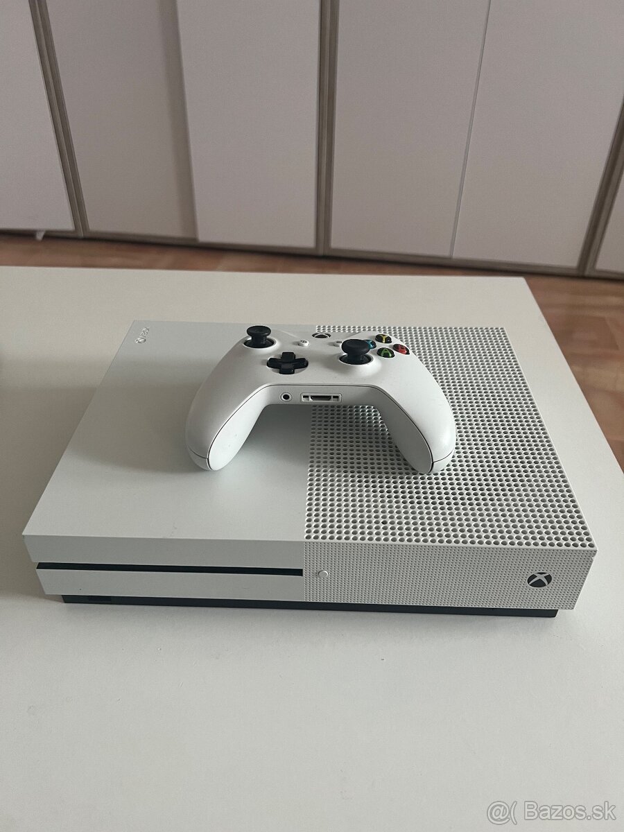 Xbox One S