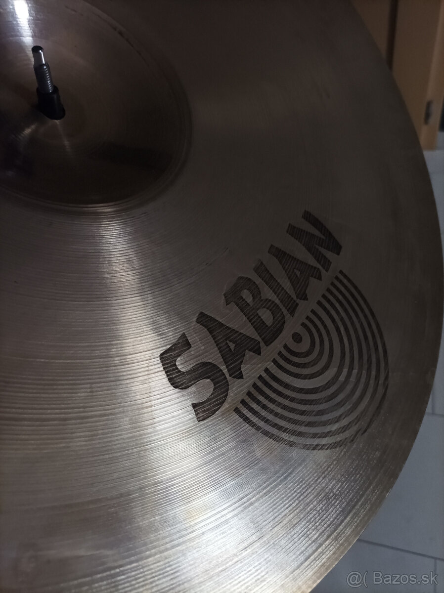 Sabian AAX 20 palcový Metal Ride činel