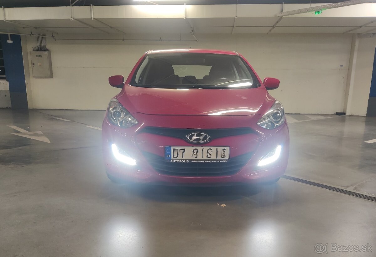 i30 - 1.4 - 98 000 km - 1396cm3, 73kW (99PS)