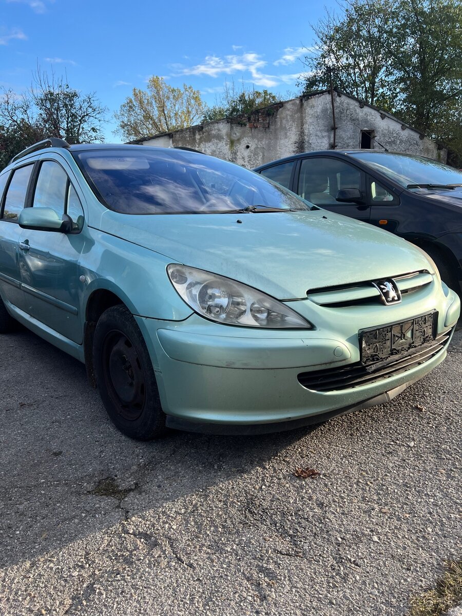 Predám náhradné diely na Peugeot 307 1,6benzin