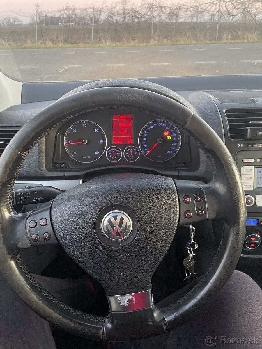 Predám Volkswagen Golf 5 1.9 TDi