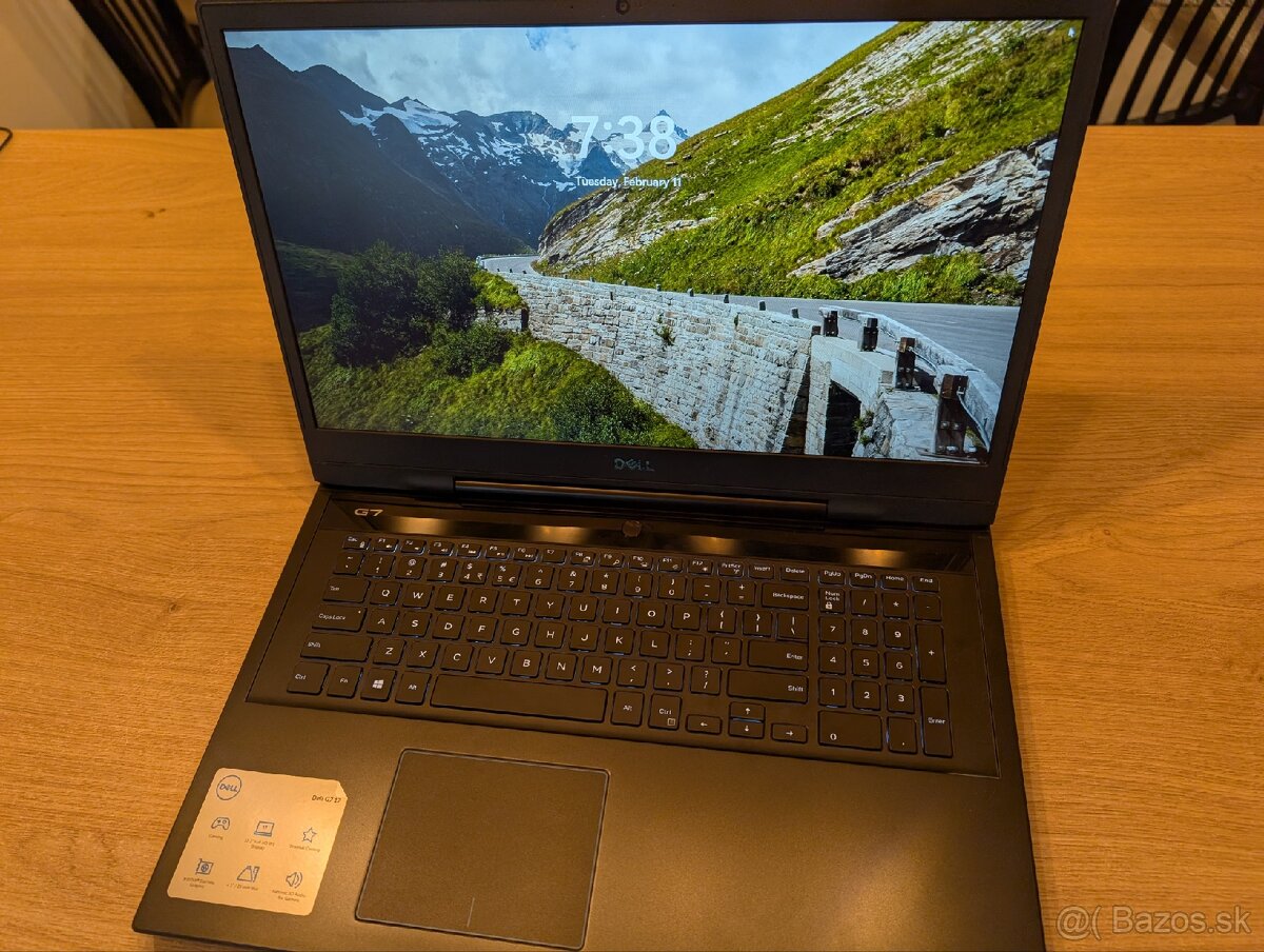 DELL G7 17", RTX2060, herny notebook