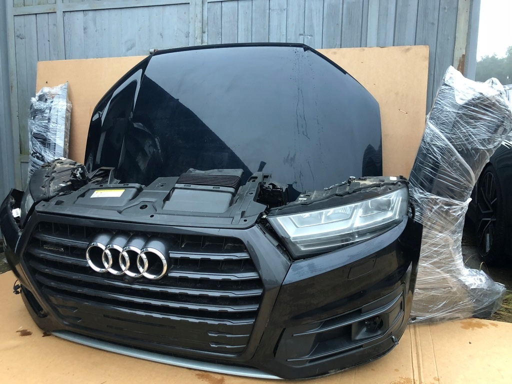 Použité náhradné diely na AUDI Q7 originálne