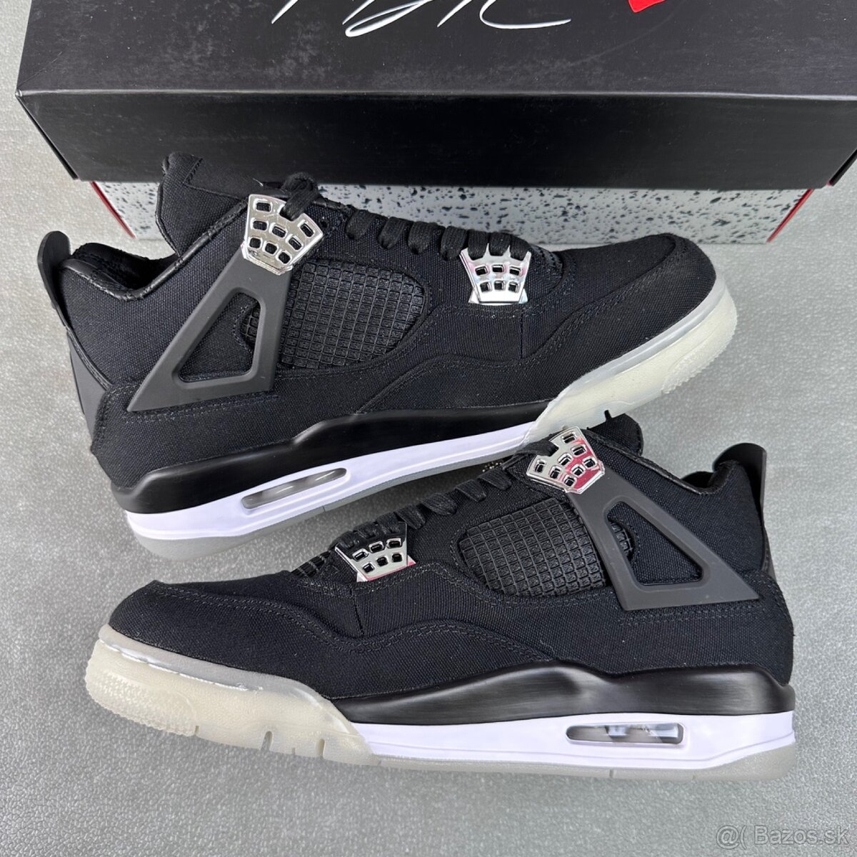 Air Jordan 4