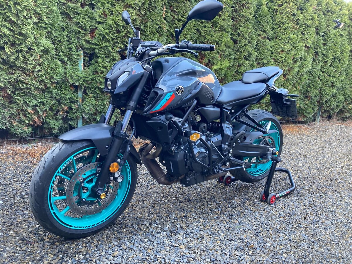 yamaha MT 07 2022