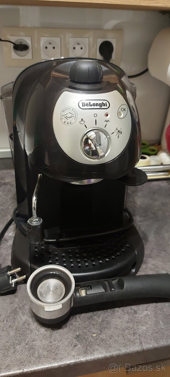 Pákový kávovar DeLonghi