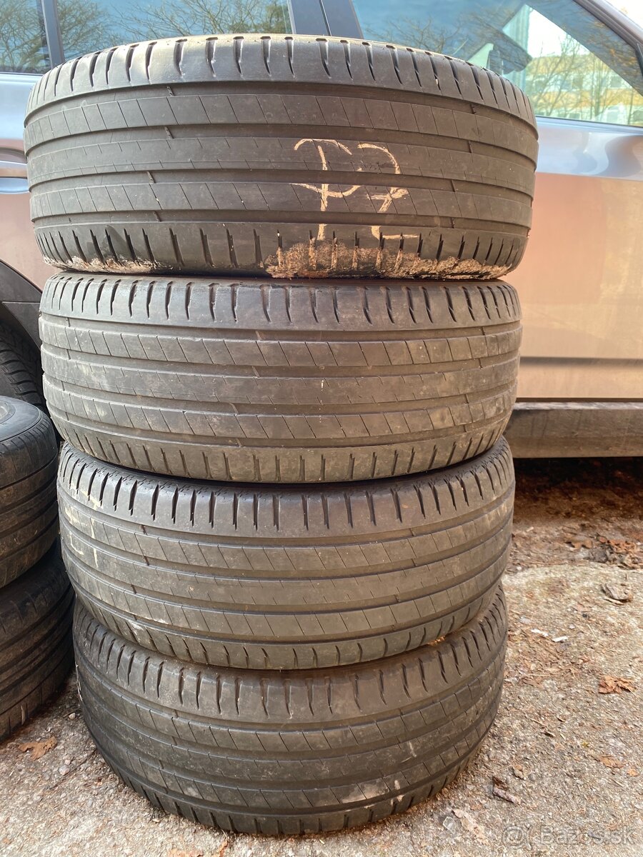 Michelin 235/55 r19