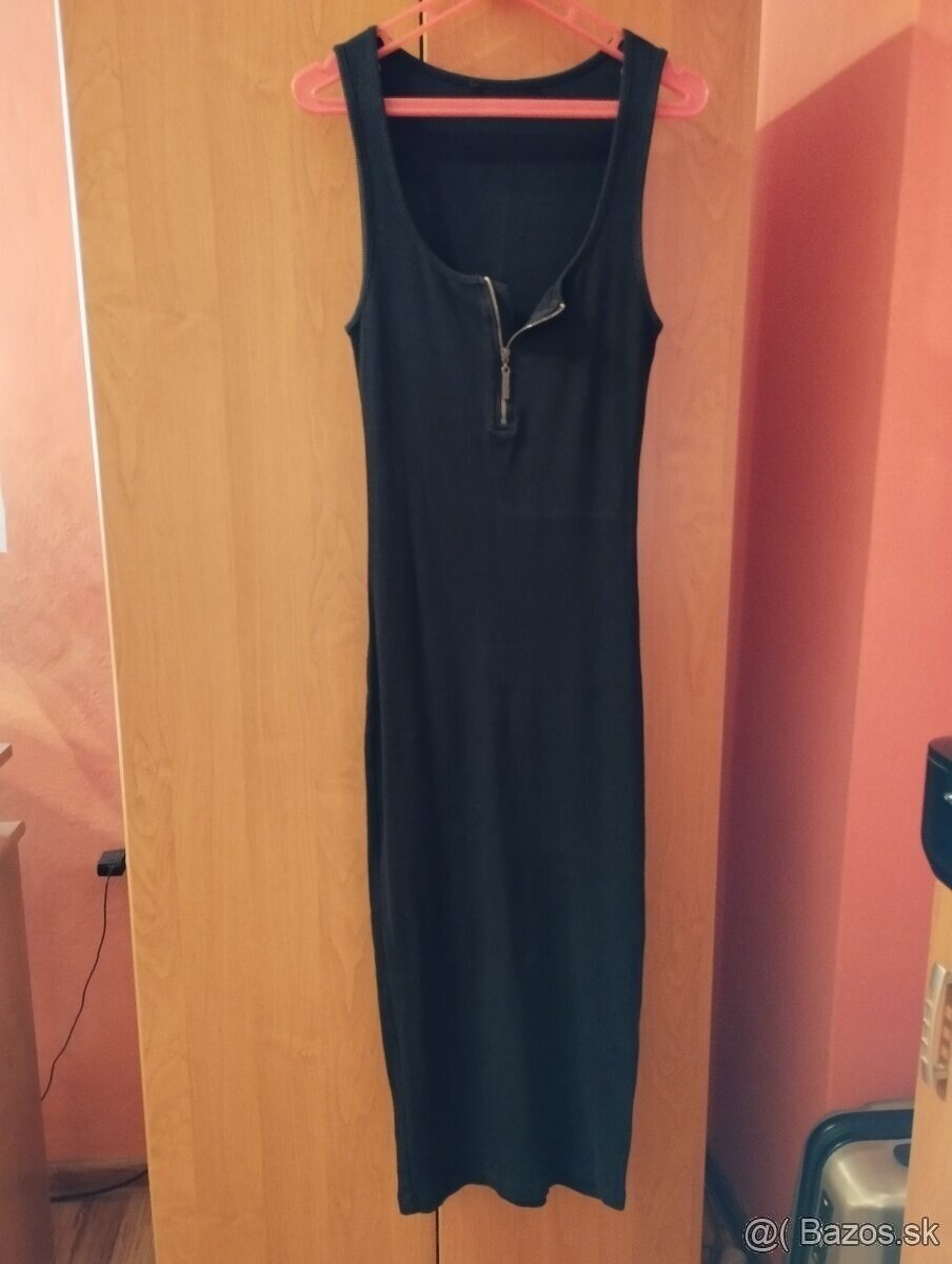 Čierne teplákové šaty či výhodný set 4 letných šiat za 25€