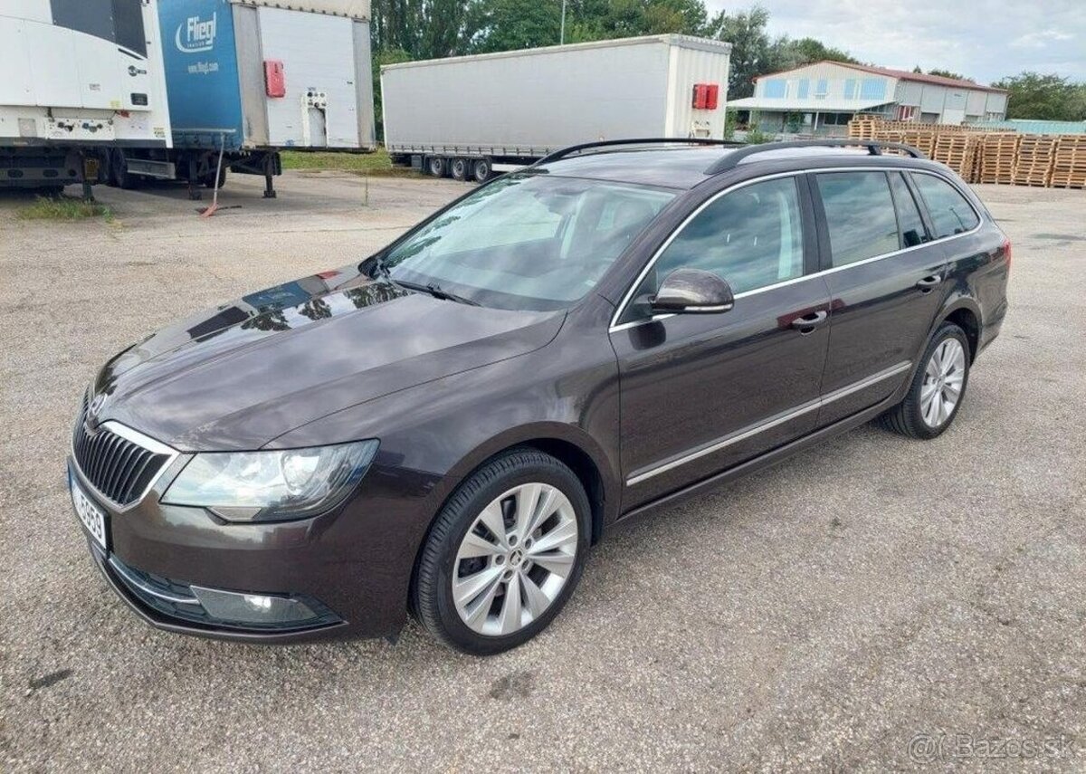 Škoda Superb 2.0 TDI Elegance nafta 103 kw