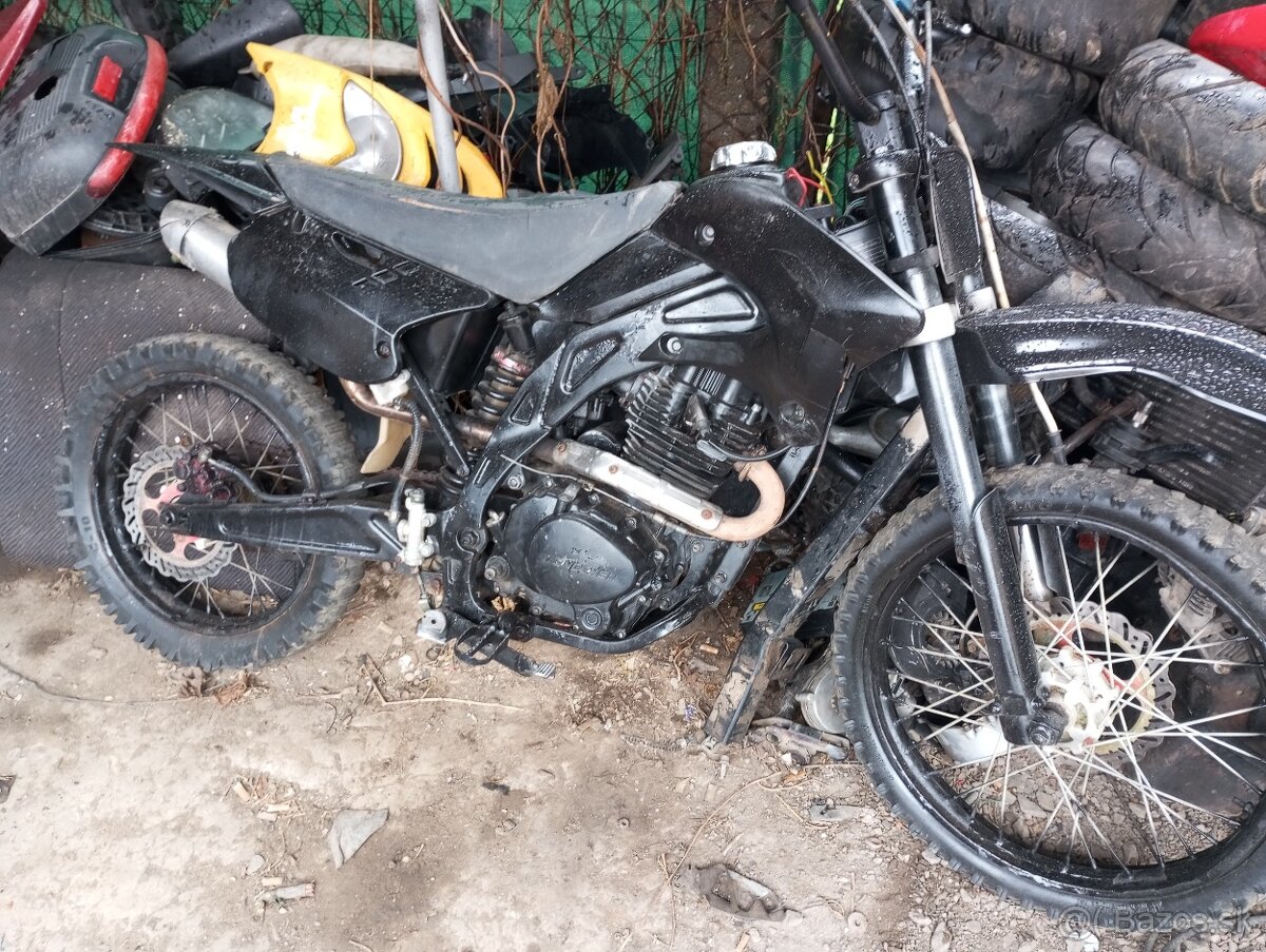 Predám Pitbike 250