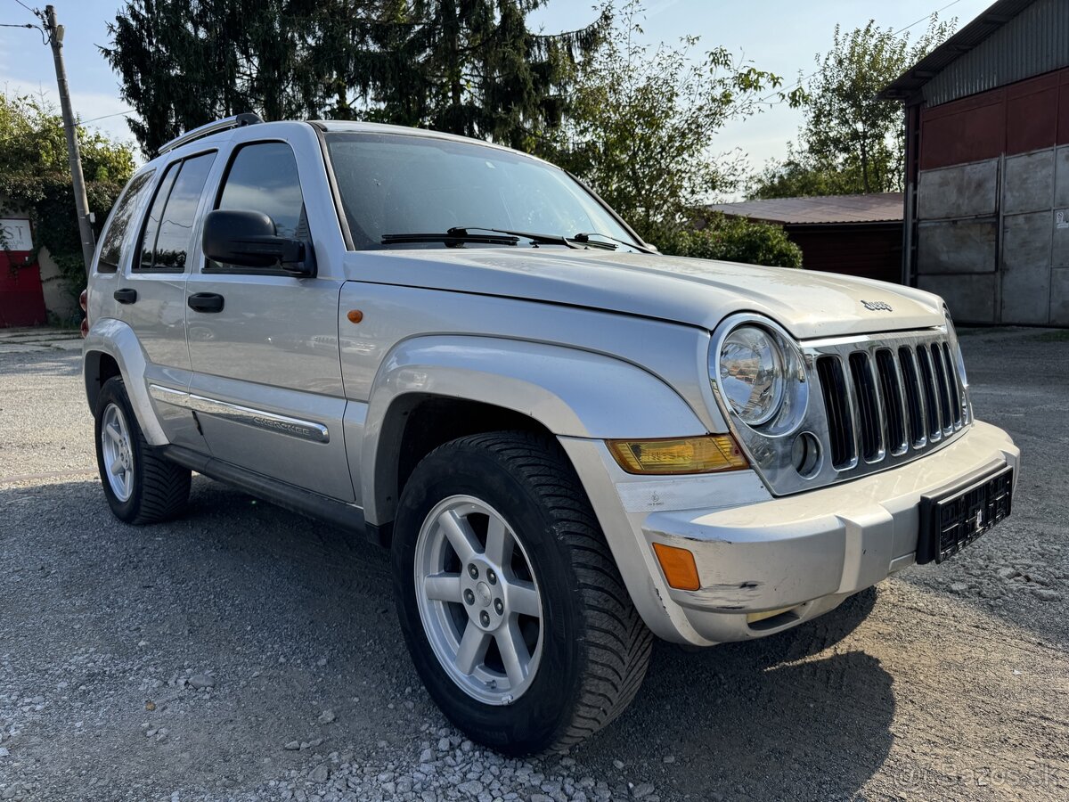 Jeep Cherokee CRD LIMITED r.v.2005 2,8