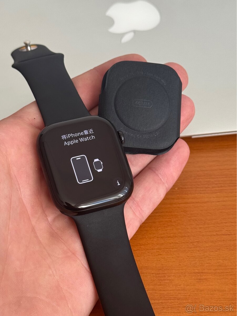 NEPOUŽITÉ Apple Watch 10 46mm Jet Black - ROK ZÁRUKA