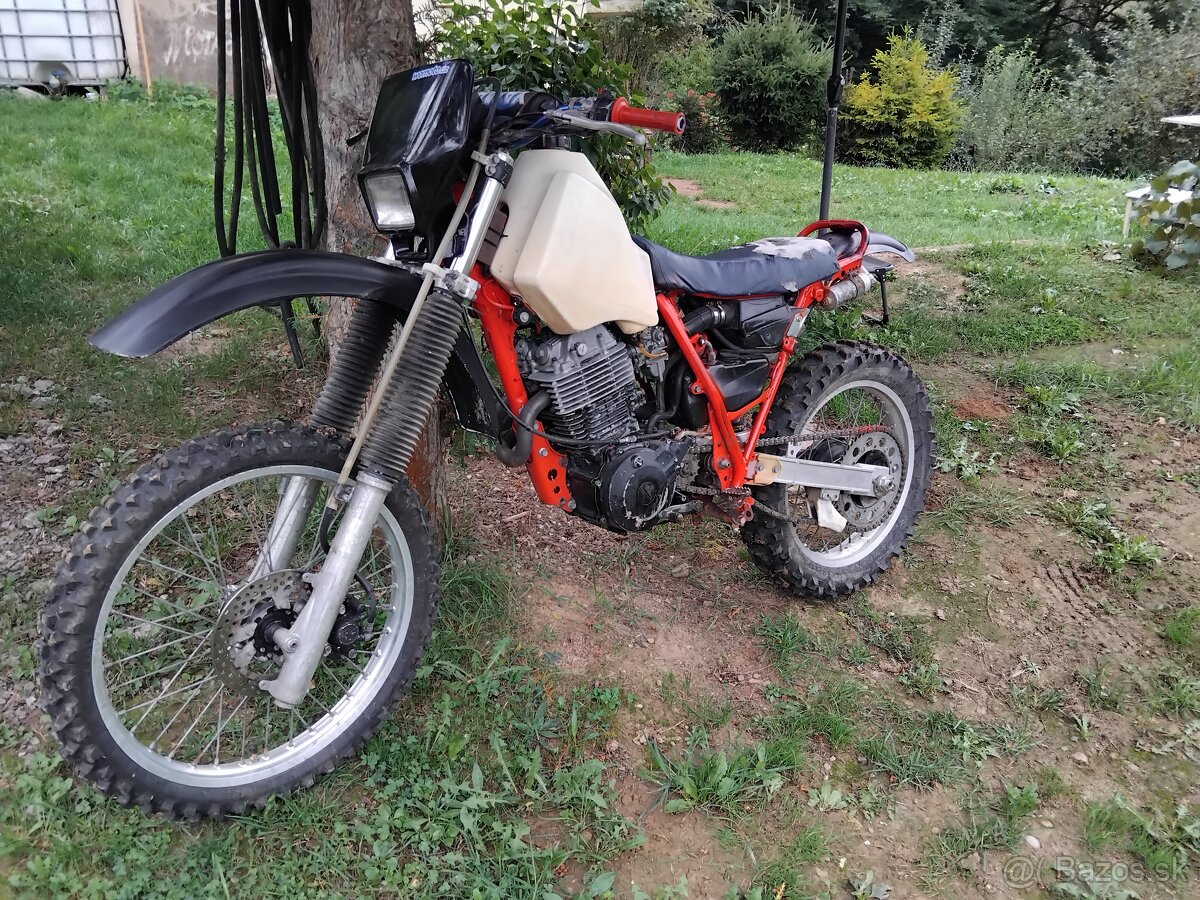 Yamaha tt 600