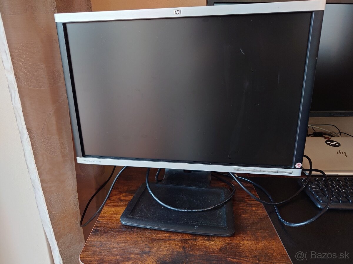 Monitor HP LA2205wg 22"