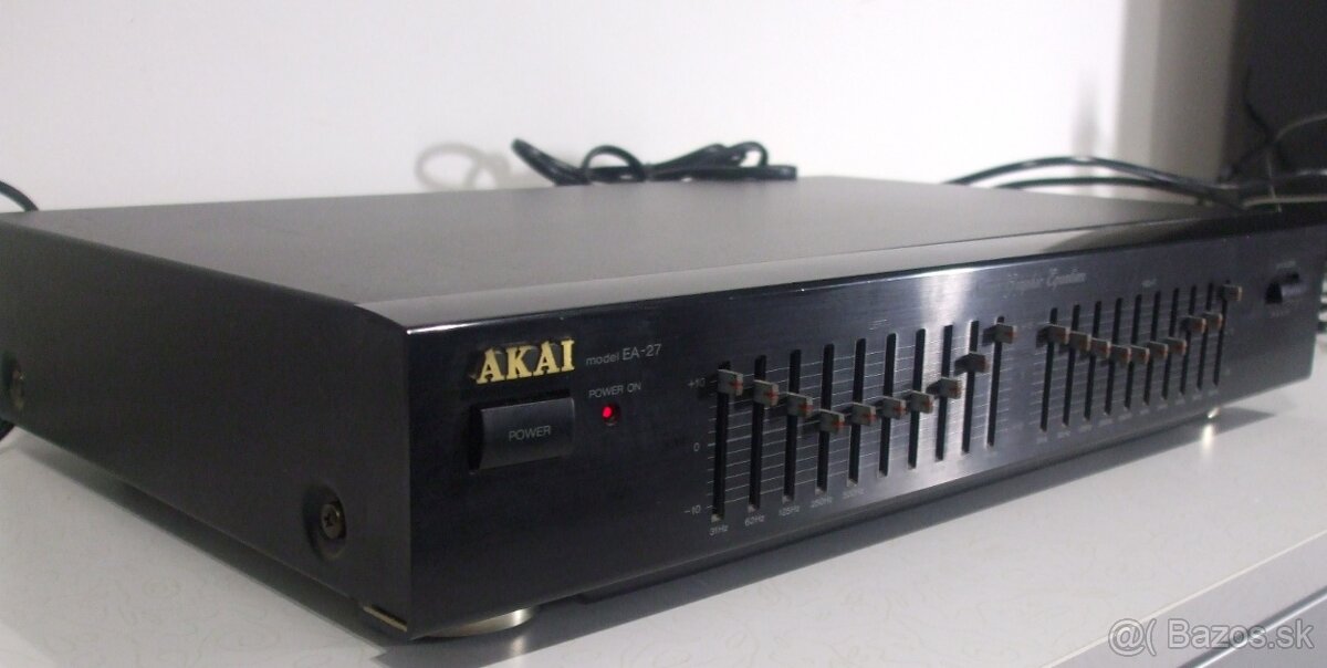 2x10 pasmovy equalizer AKAI EA-27