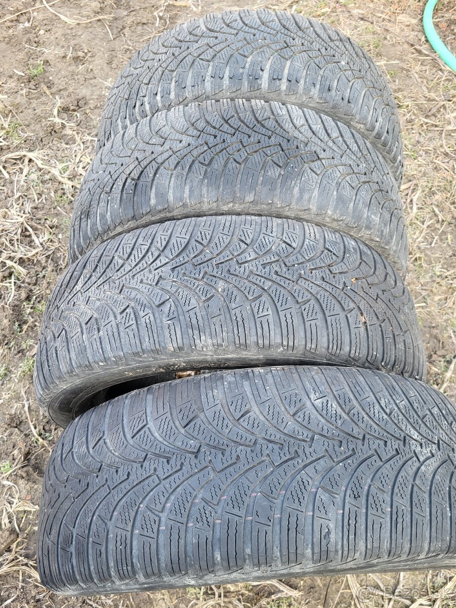 zimne pneu GOODYER 205/55 R16