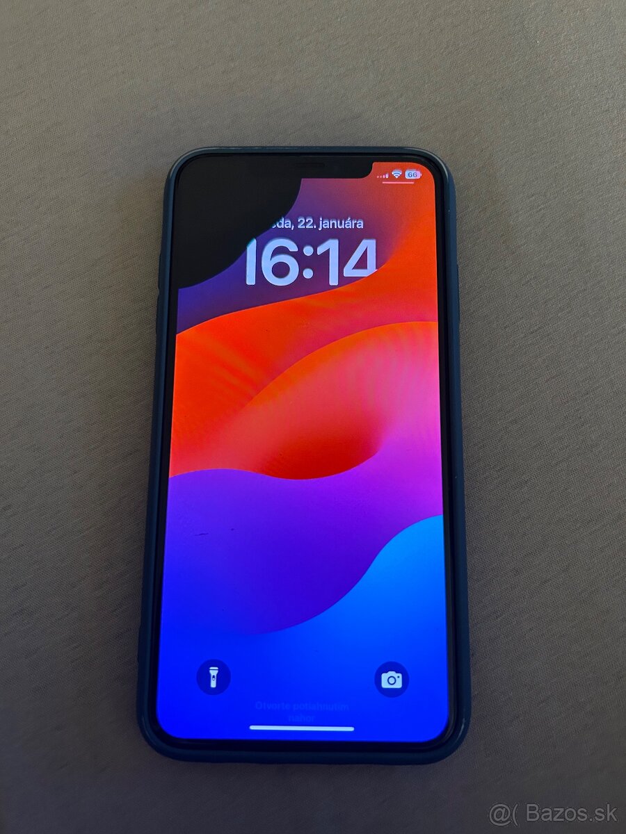 Predám IPhone XS Max 64gb ( Space grey)