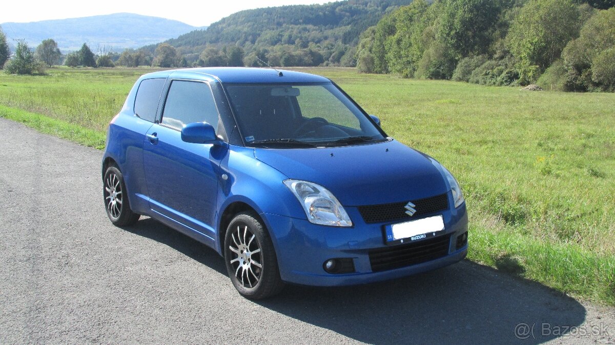 Suzuki Swift 1,3, benzín 67kw, automat