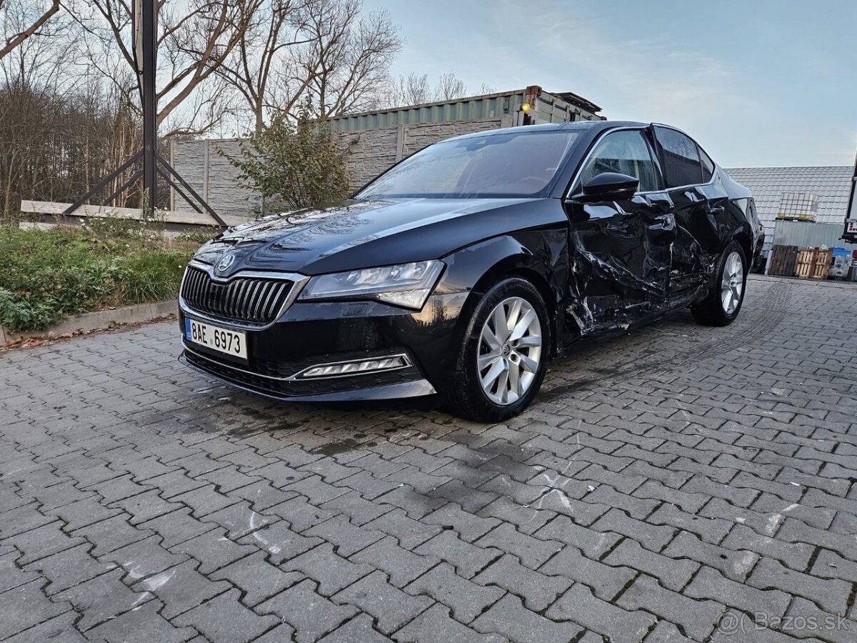 Škoda Superb 2.0 TDI STYLE 140KW DSG 4X4 2020 DPH 1.Majitel