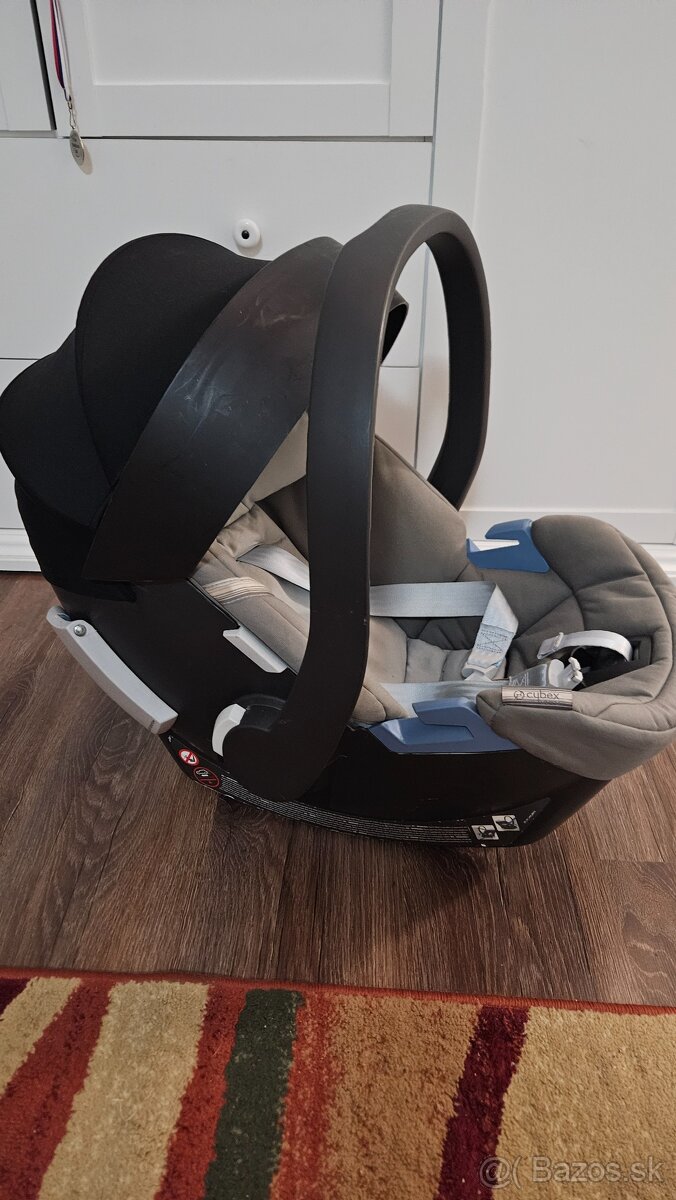 Cybex aton 5