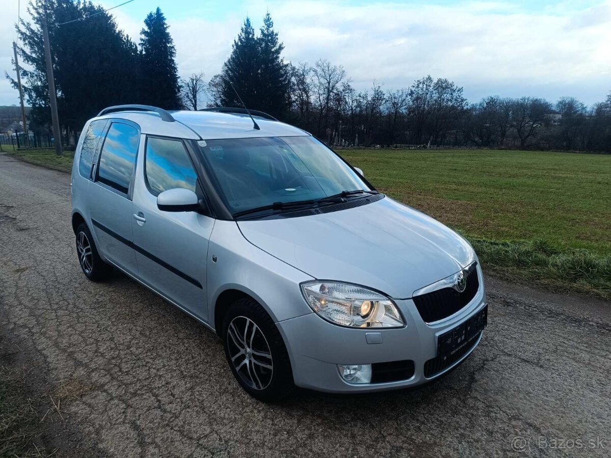 ŠKODA Roomster 1,6 benzín 106.275km TOP Stav