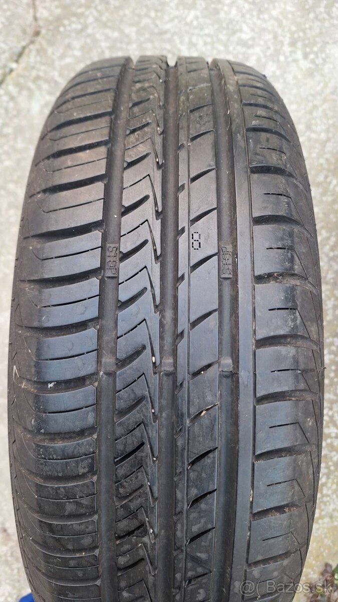 Letné pneumatiky185/60 r15