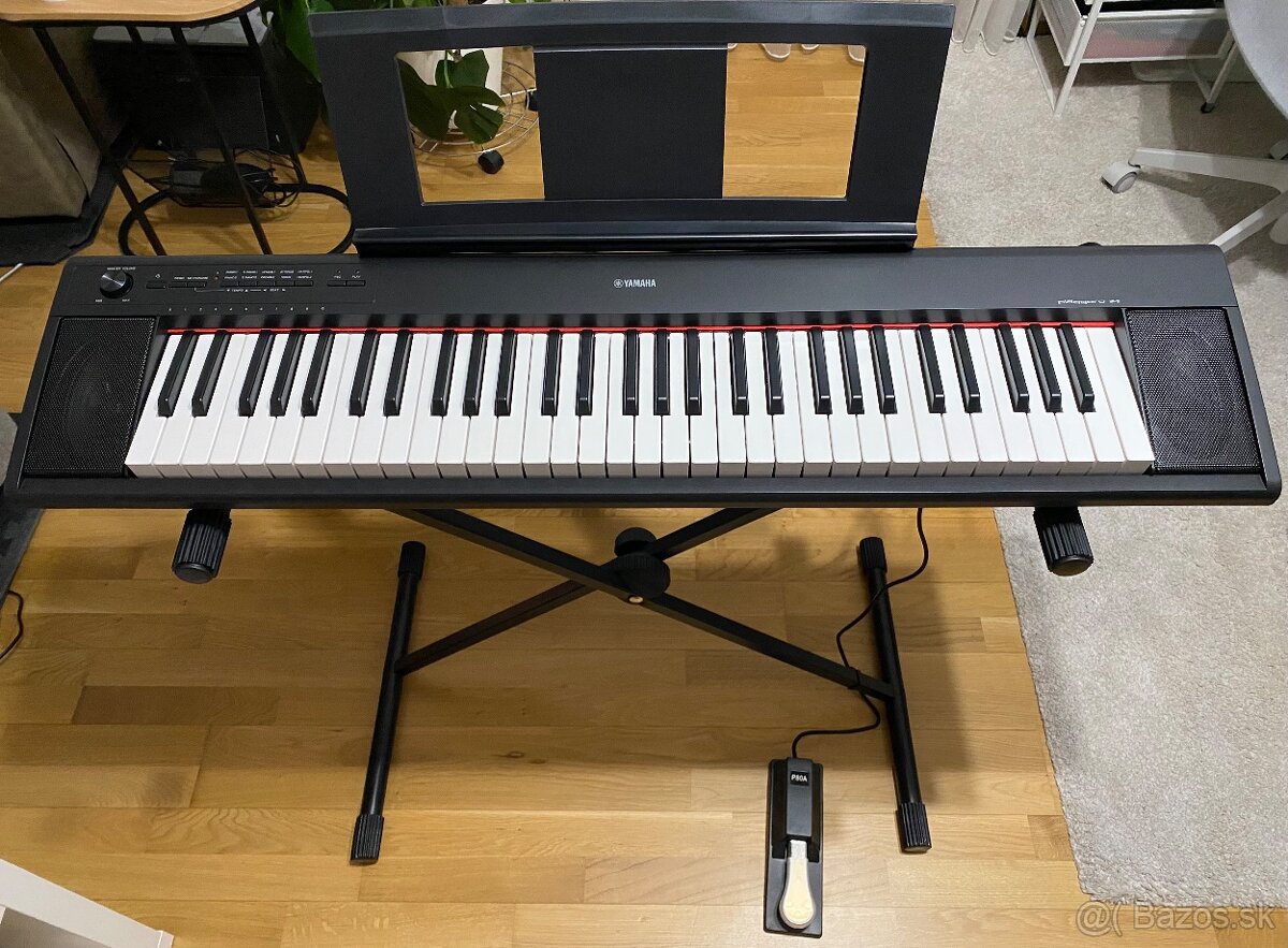 Na predaj: Úplne nový digitálny klavír Yamaha Piaggero NP-12