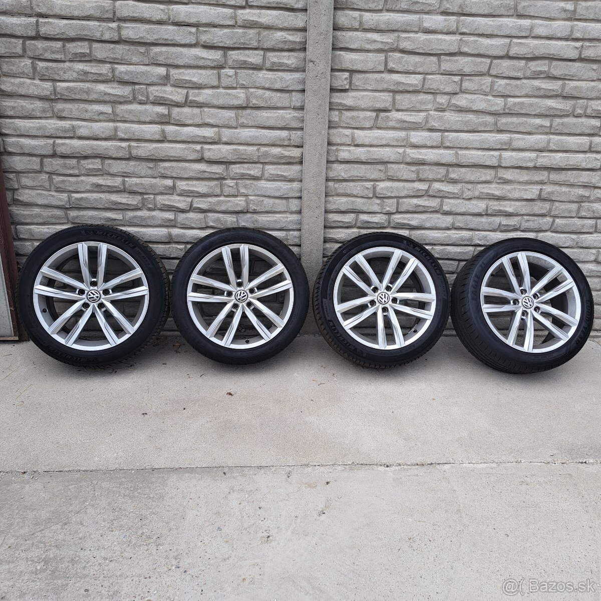 VW Dardford 18" Letná sada  235/45/R18