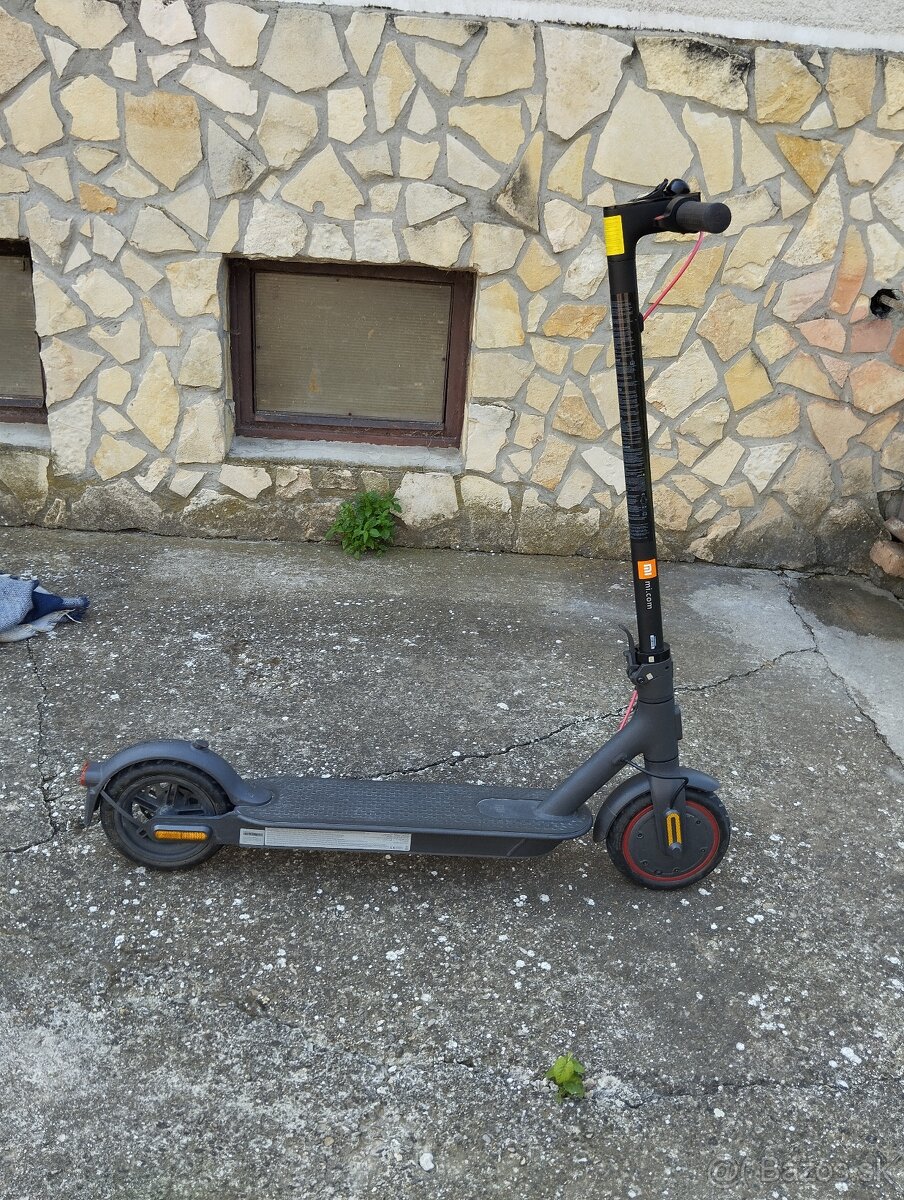 Mi Elektric Scooter Pro 2